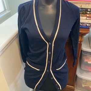 J CREW 100% wool navy cardigan w crème piping